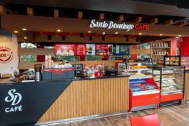 Instalación Vitrina Combo y Ambar Recta Infrico nueva sucursal Café Santo Domingo